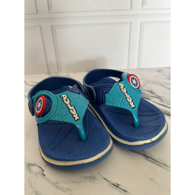 PRELOVED SANDAL BAYI DULUX