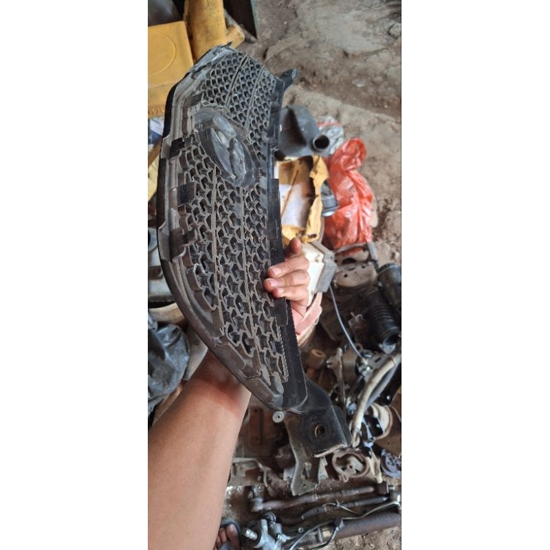grill atas vios gen 1