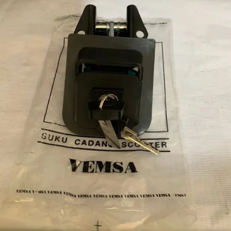 Rumah Kunci Jok Vespa Kunci Jok Vespa Excel Original VEMSA