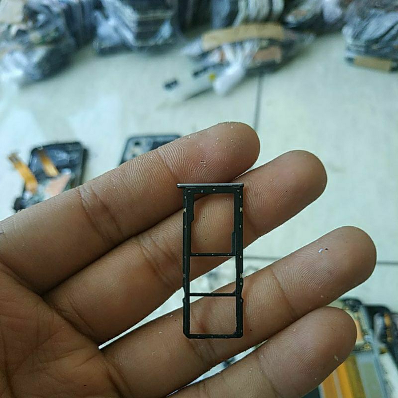 simtray bekas ori realme c31