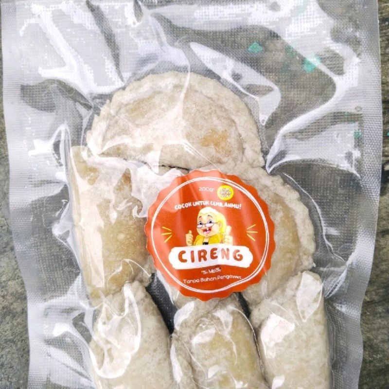 

Cireng isi ayam suwir