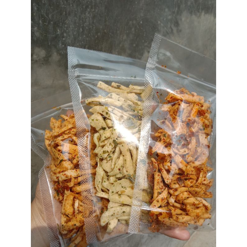 

Basreng Pedas Premium Daun Jeruk bumbu melimpah UK 150gram/ Basreng Premium Original Daun Jeruk UK 150gram p