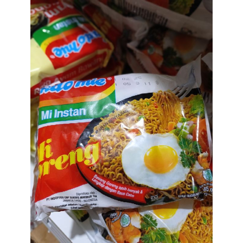 

Mi Instan Indomie Goreng / Ayam Bawang