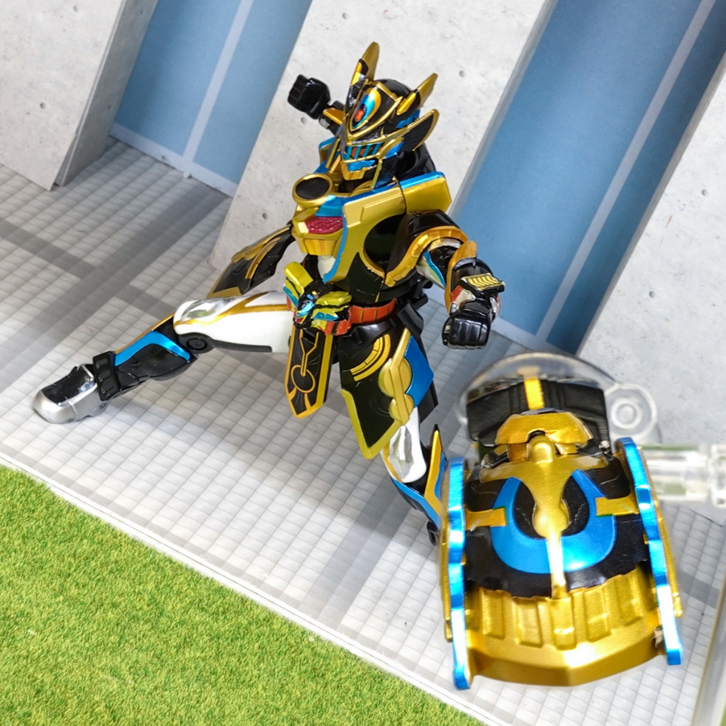 So-do Kamen Rider Gotchard - Iron Gotchard Action Figure REIWA Generations BANDAI