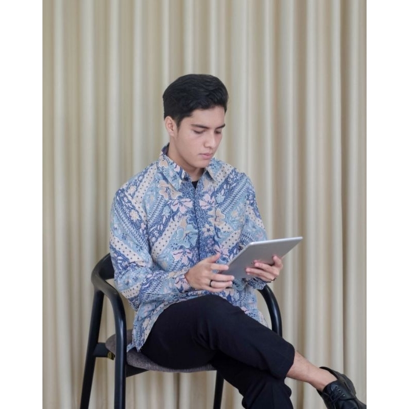 Baju Batik Pria / Kemeja Batik Laki laki / Kemeja Batik Lengan Panjang / Baju Batik Kantoran / Kemej
