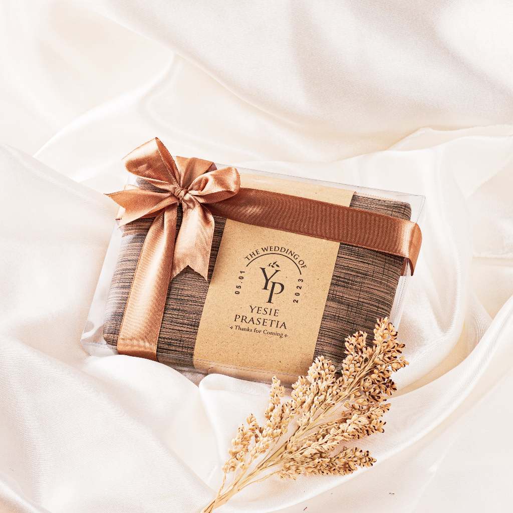 

pouch kapal serat kayu