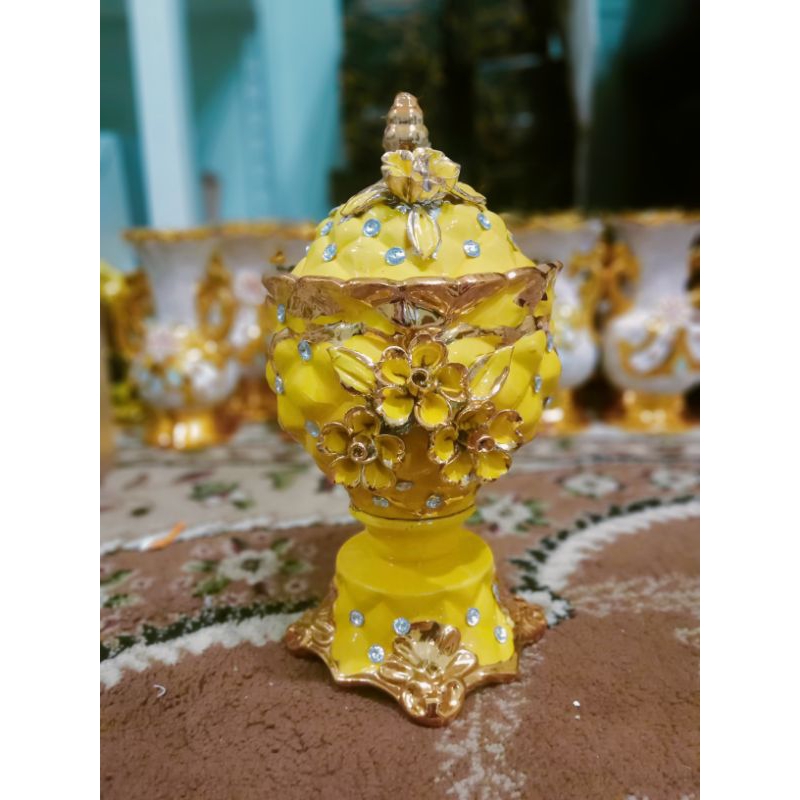 pajangan keramik mewah / pajangan keramik import / pajangan lemari kaca / dekorasi rumah