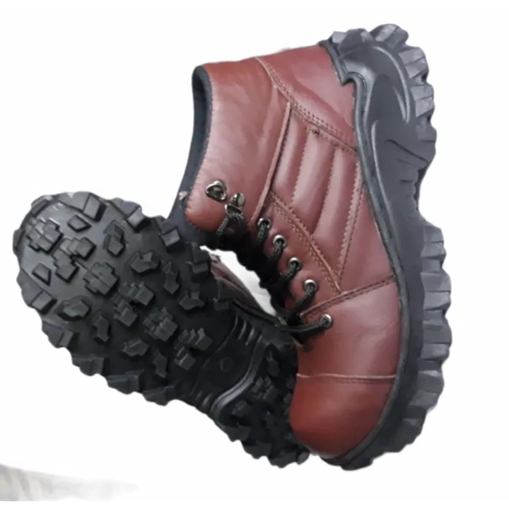 Sepatu Safety Boots Pria Kulit Sol Karet