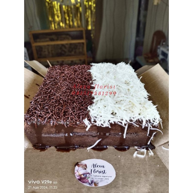

DESSERT BROWNIES LUMER/CAKE LUMER UK.16