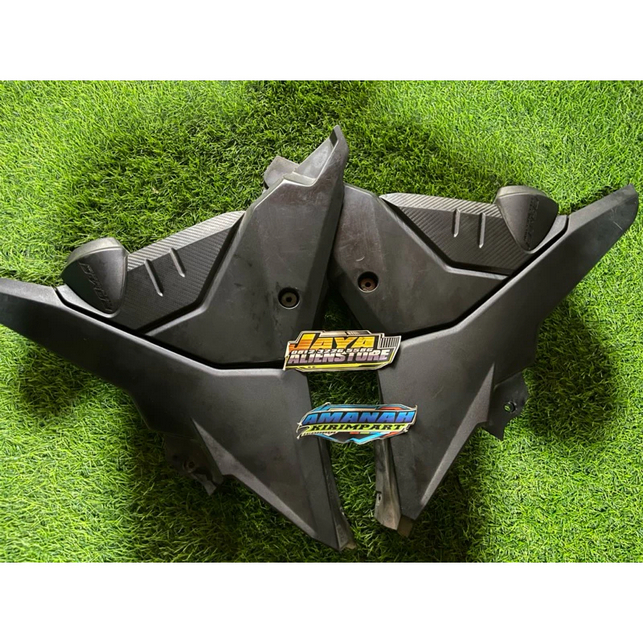 BOX AKI/ SAMBUNGAN BODY BAWAH KANAN KIRI MOTOR CB VERZA 150 LAMPU BULAT ASLI ORIGINAL COPOTAN HONDA 