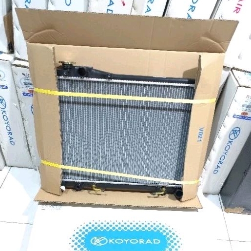 Radiator Toyota Crown Super Saloon Gs131