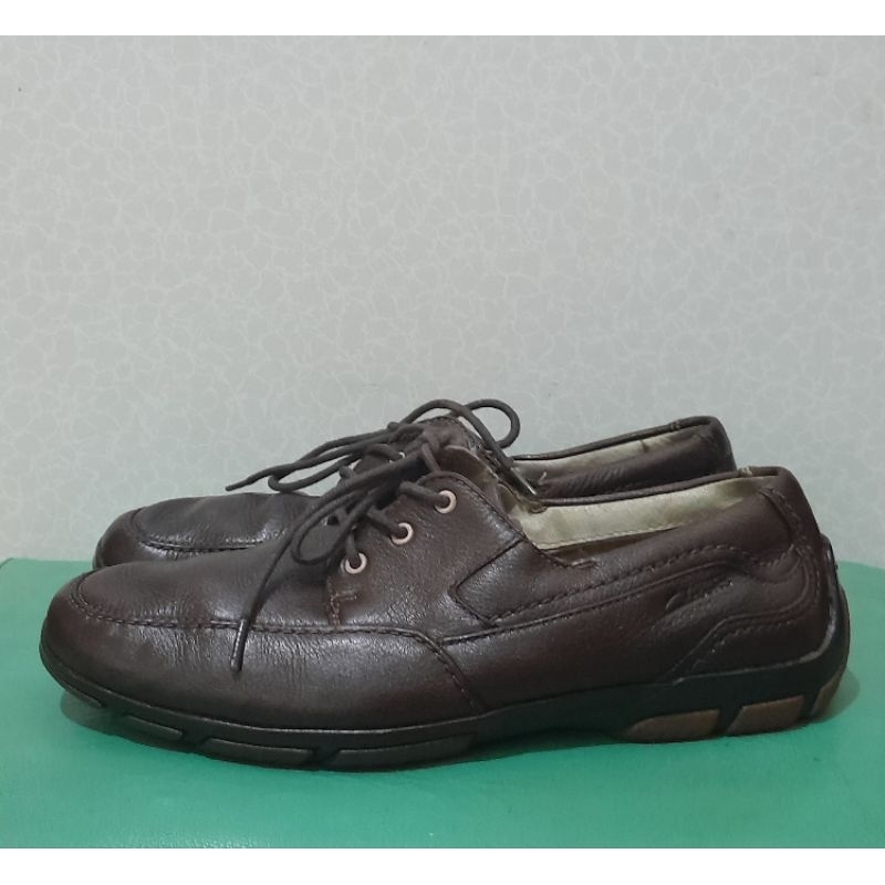 Sepatu second kulit asli pria clark coklat tua cambodia Sz41