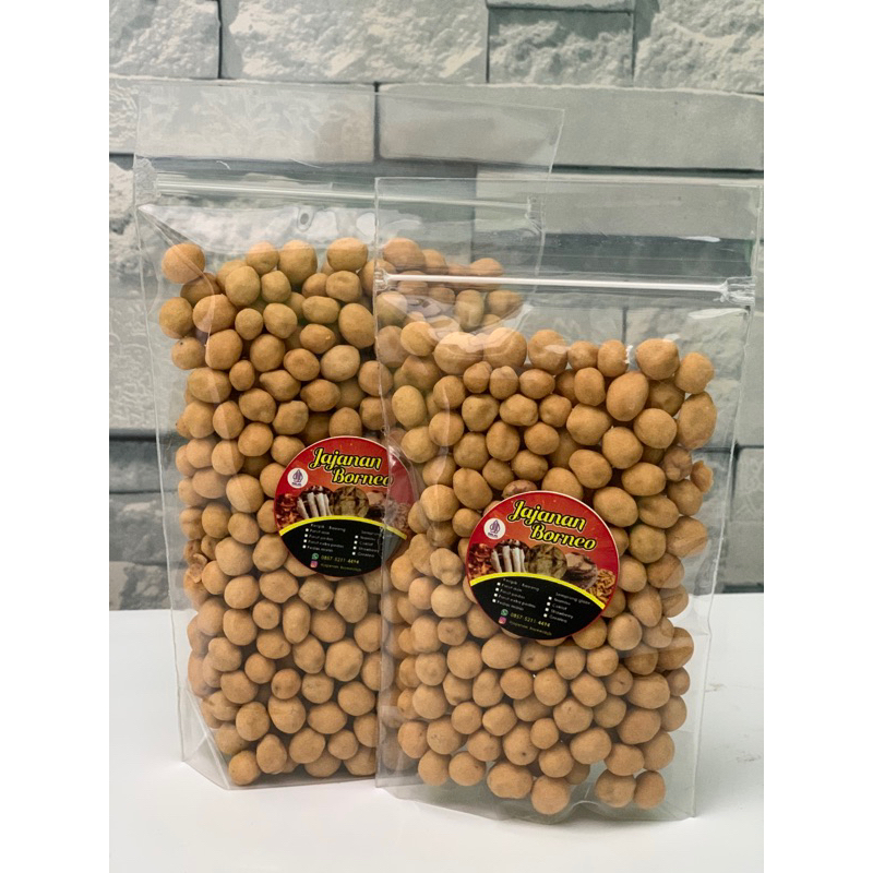 

Kacang Atom