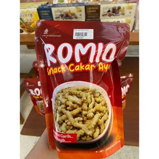 

Romio Snack Cakar Ayam