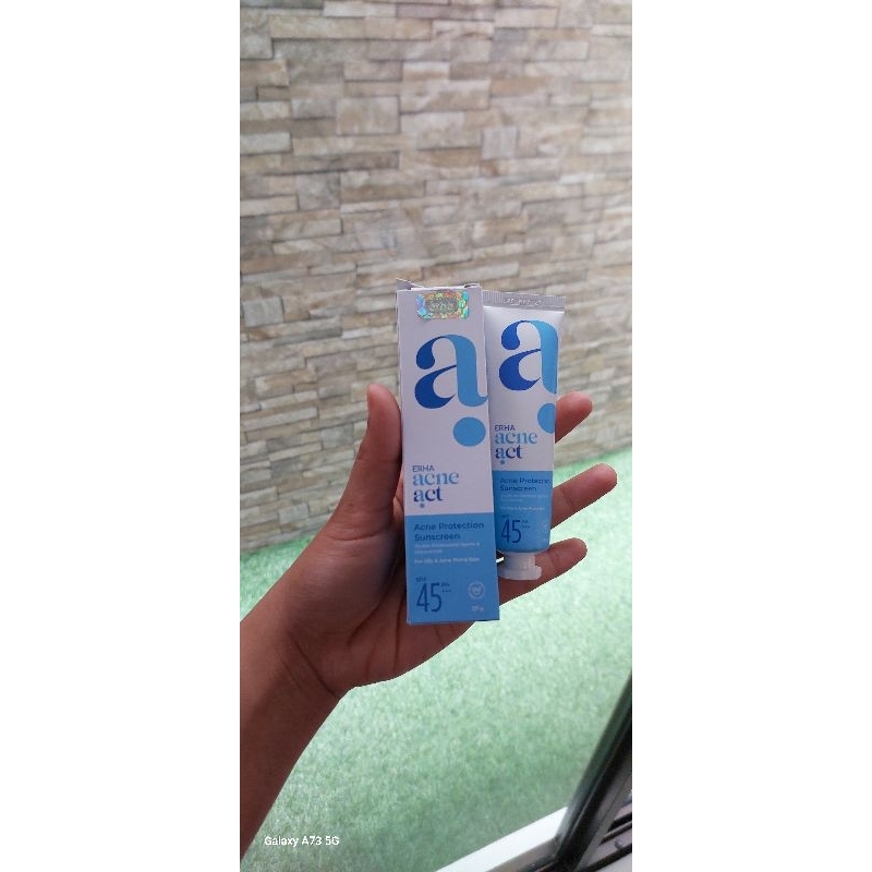 sunscreen erha acne