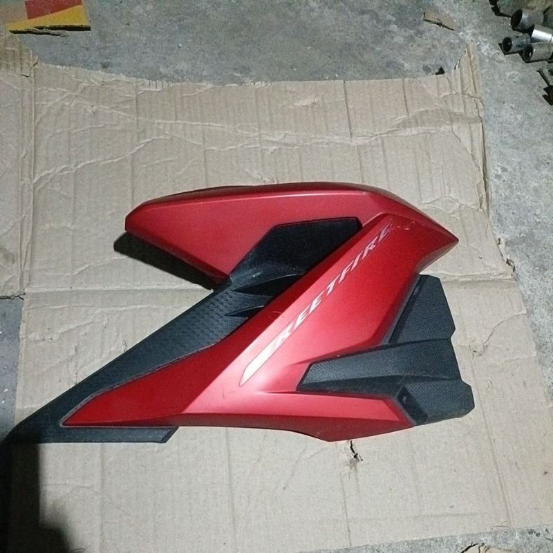 shroud sayap kanan 2nd ori new cb150r v3 k56