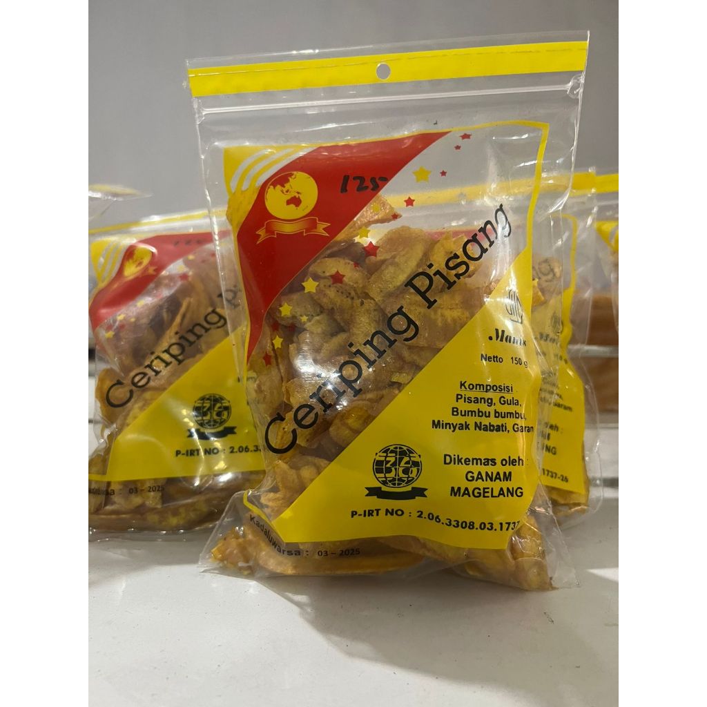 

Snack Keripik Pisang / Ceriping Pisang Tiga Enam 150gr