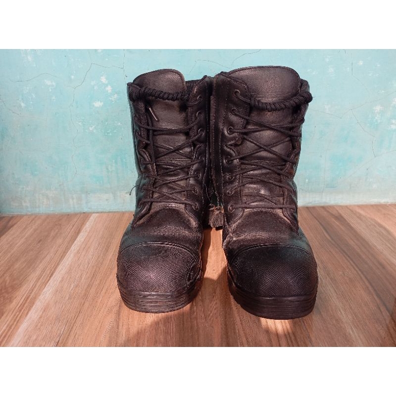 Sepatu safety pdl pemadam merk spider gear second