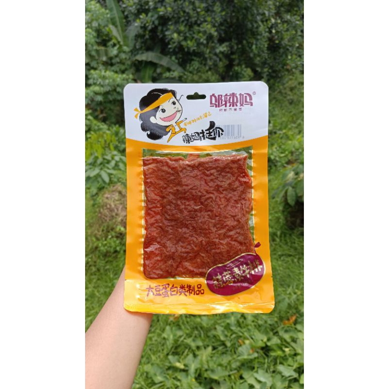 

La Tiao / Steak Garlic / Latiao / Spicy stick / spicy strip /Kembang Tahu /Cemilan Latiao Snack