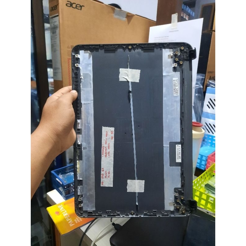 [ MINUS ] Casing LCD belakang Hp  240 G5 bisa untuk Hp 14am/ac seken original