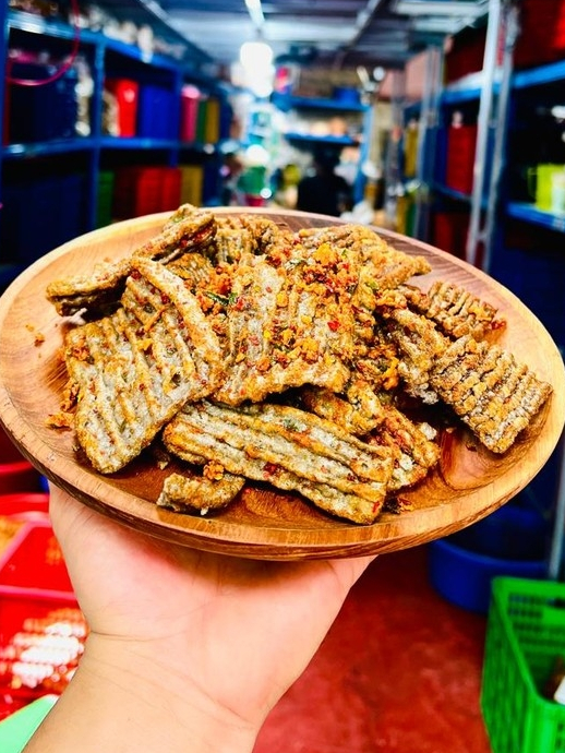 

KERUPUK SEBLAK JENGKOL PEDAS DAUN JERUK 500 GRAM