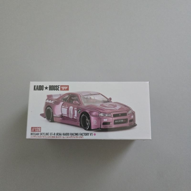 Mini GT Kaido House Nissan Skyline GTR R34 Pink