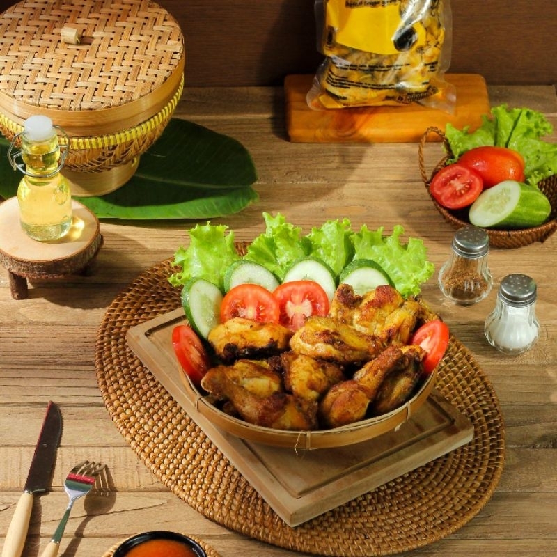 

AYAM UNGKEP SAHILA GORENG 8 POTONG AYAM UNGKEP