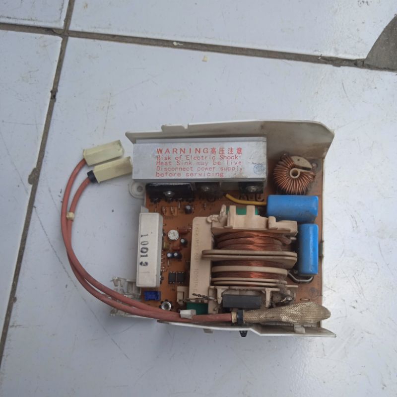 Modul Inverter Microwave hitachi