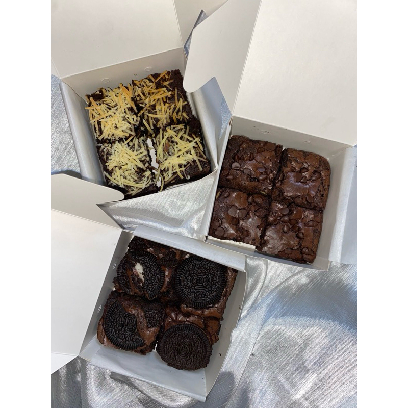 

( MAX DIKIRIM H+ 1 ) FUDGY BROWNIES/ BROWNIES/ HOMEMADE BROWNIES