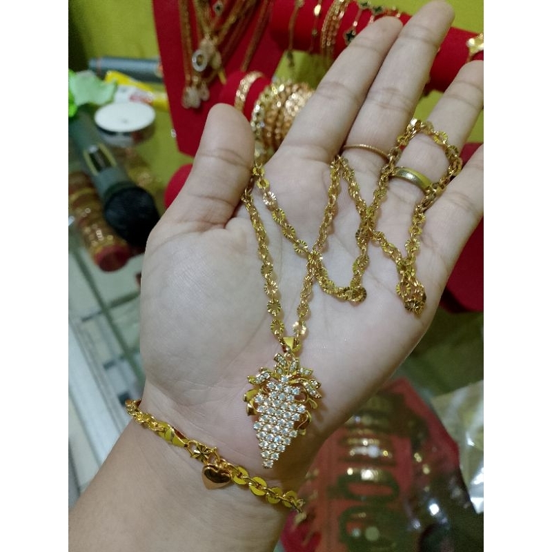 Kalung anggur rantai Nori sinar jumbo titanium anti luntur anti karat