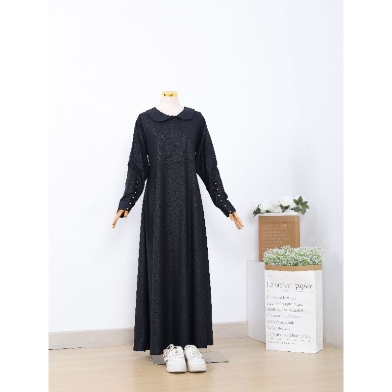 Gamis Jetblack Embos Kiara syar'i manset kancing kekinian