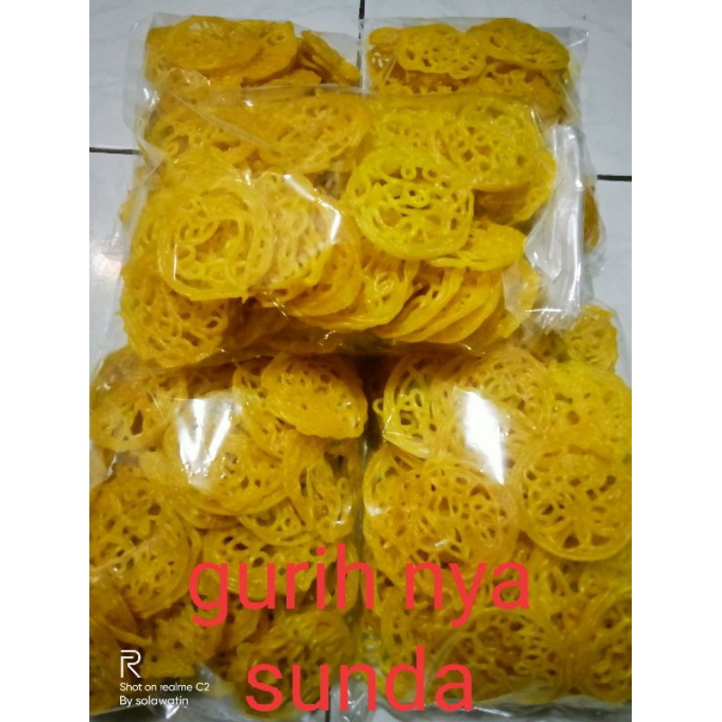 

KERUPUK MIE MENTAH SUPER GURIH .RASA HAS SUNDA ASLI(500gram1/2kg)