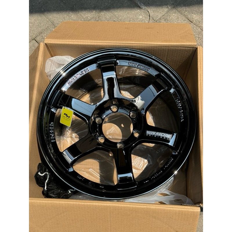 te37 black crom R18-9 et 0