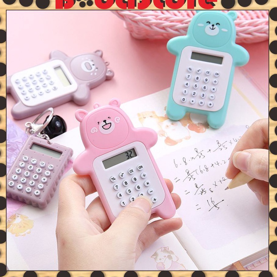 

BERKAH SHOPEE Bobastore Calculator Mini Portable Motif Bear Kalkulator Portable Mini Beruang Kalkulator Unik Kalkulator 8 Digit Mini Portable Kalkulator Beruang Tombol Karet Kalkulator Sekolah Stationary Warna Warni S88