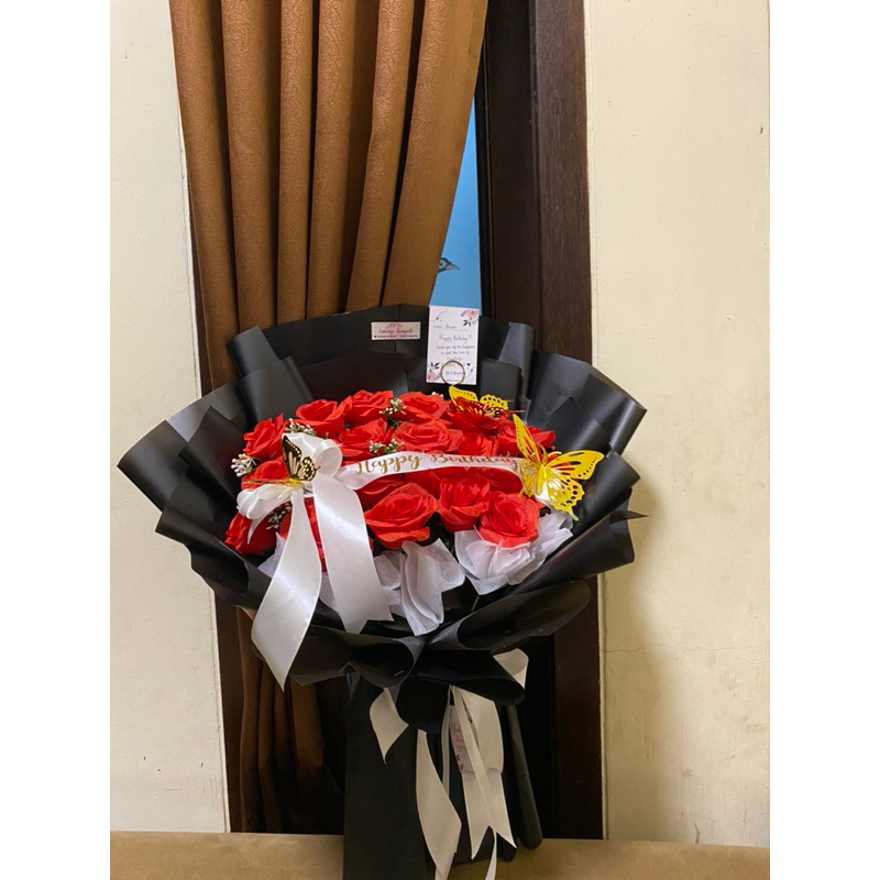 BUKET FLOWERS / BUKET WISUDA / BUKET HAPPY BIRTHDAY / GIFT CEWE