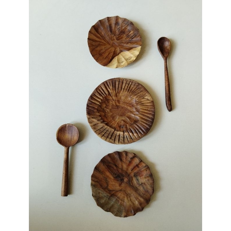 Piring Kecil Pahat Rustic Kayu Jati