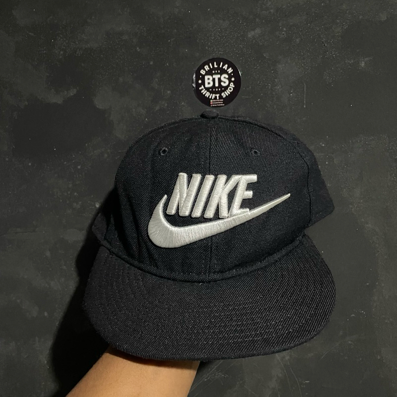 Topi Nike Snap Back Hitam Original 100%