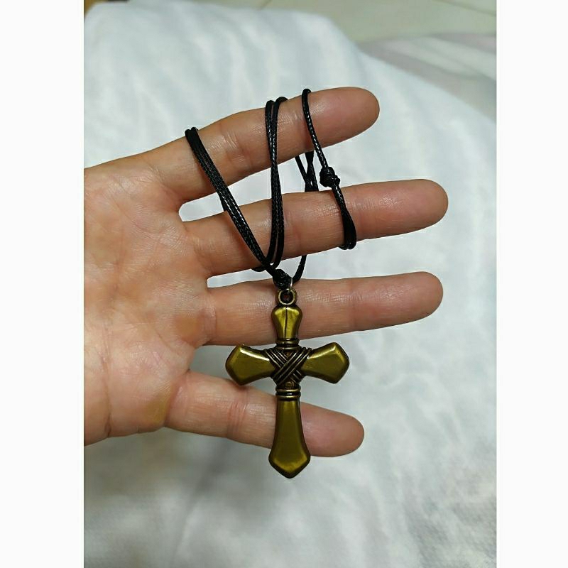Kalung Tali Korea Hitam Salib