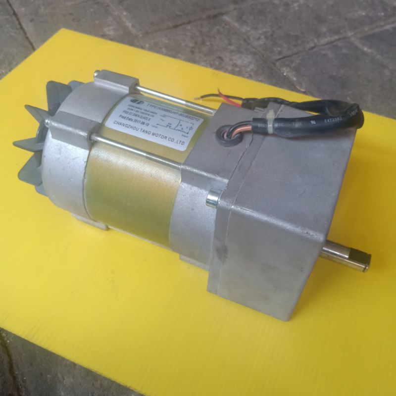 Dinamo Gierbok Ac 220v 200wat ex penghancur kertas