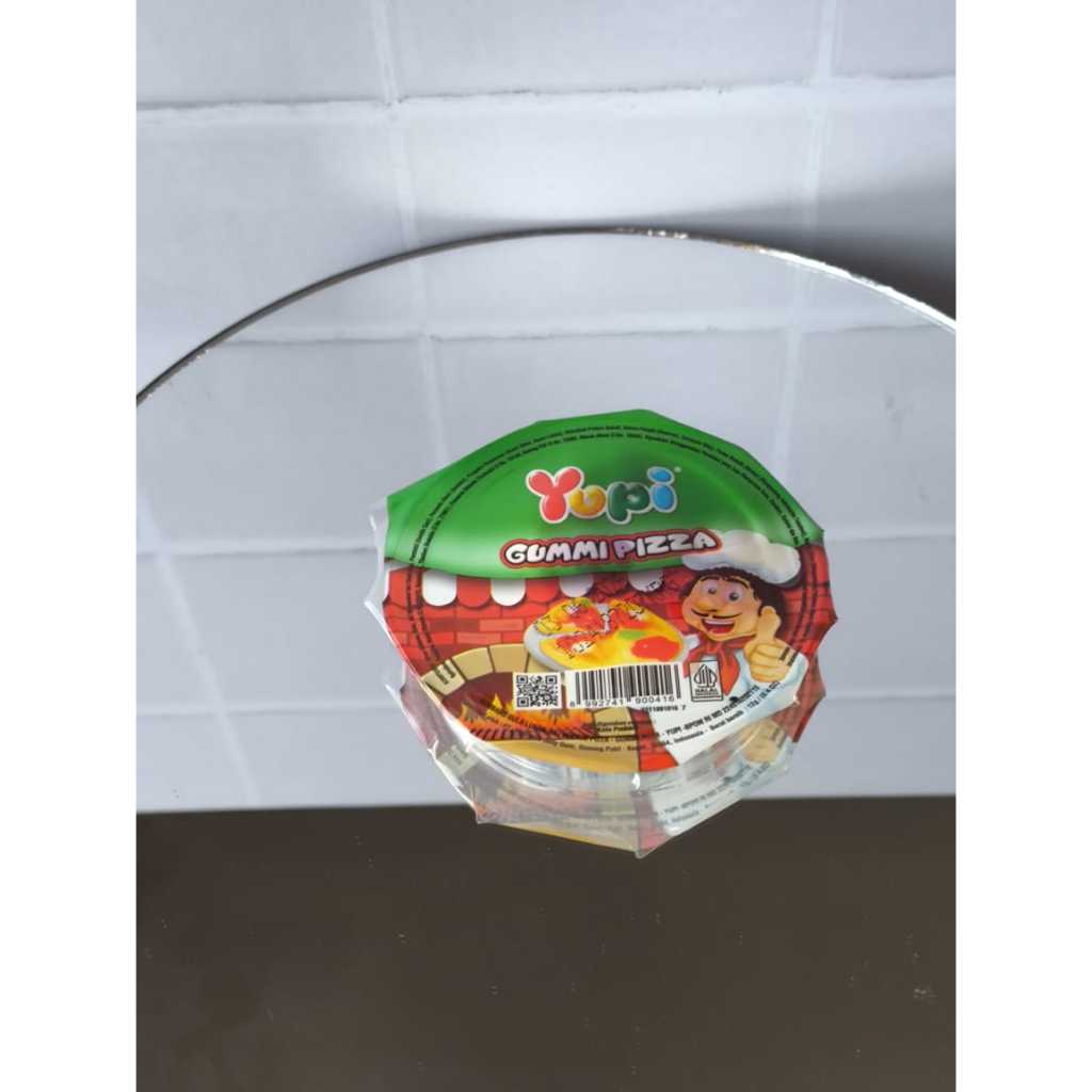 

Yupi Gummi Pizza - Kembang Gula Lunak Bentuk Pizza 1 Pcs