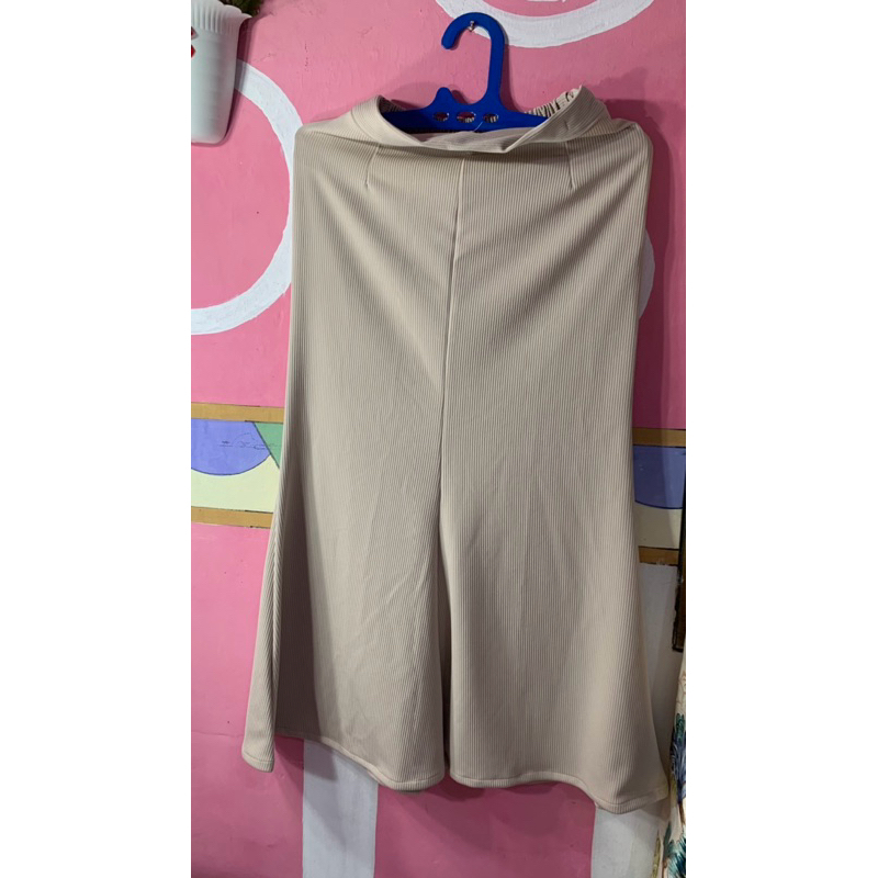 Preloved Rok Mermaid Leviora