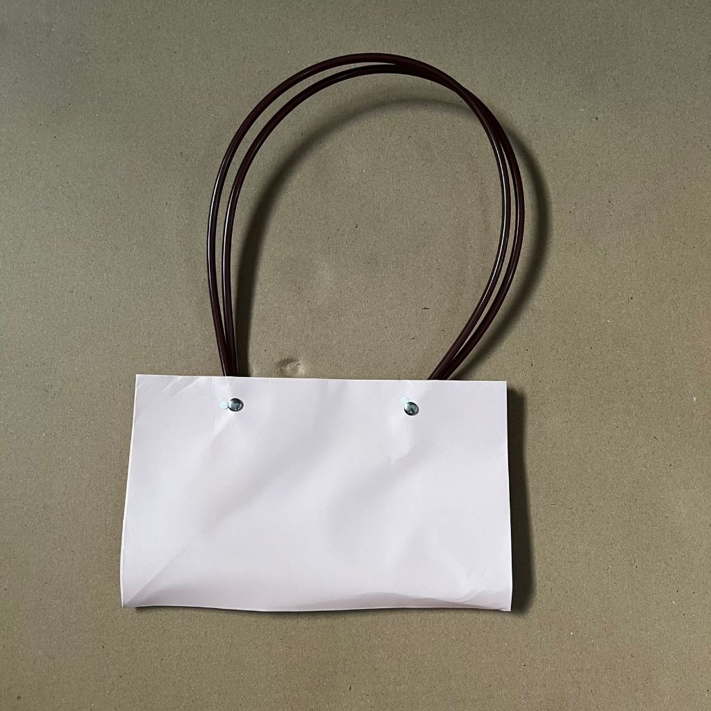 

Better Life - [DEFECT SALE NO RETUR] Paper Bag Gift Tas Buket Bunga - EMYDA