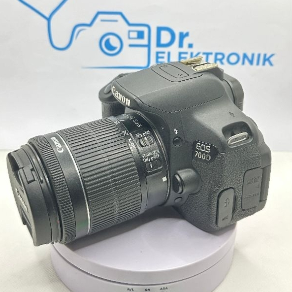 Kamera DSLR Canon EOS 700D + 18-55mm IS STM / Rebel T5i / Kiss x7i - 600d 650d 60d m100