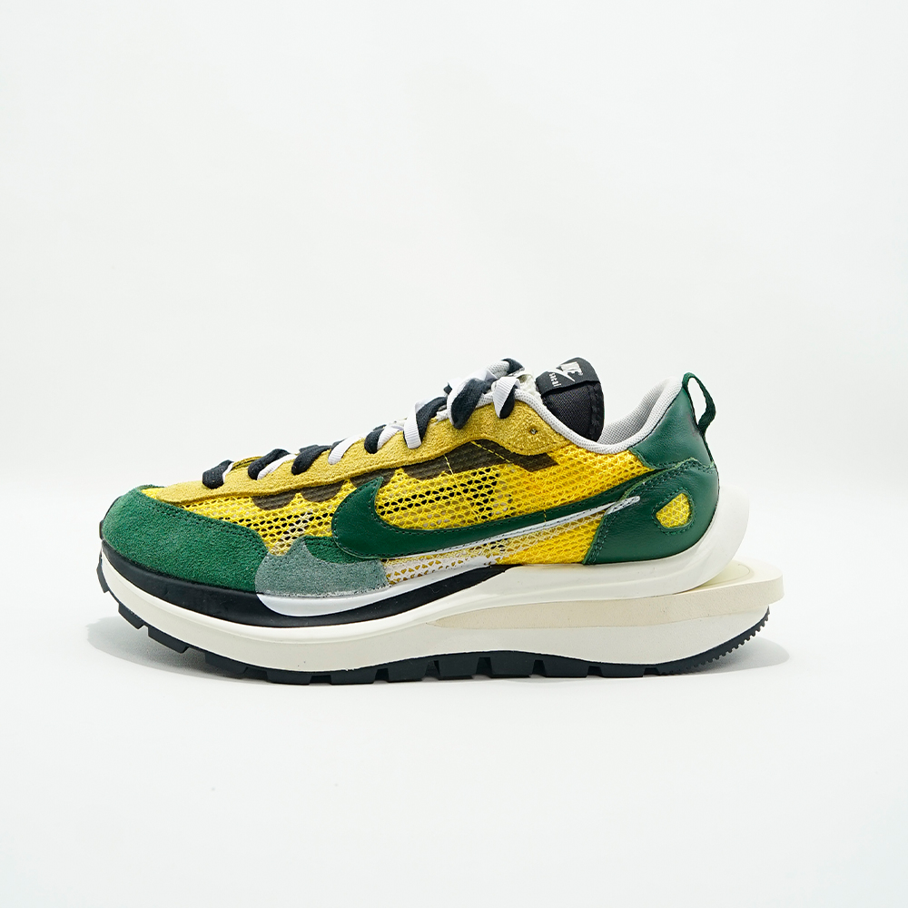 NIKE Vaporwaffle Sacai Green CV1363700 ( 100% Authentic )