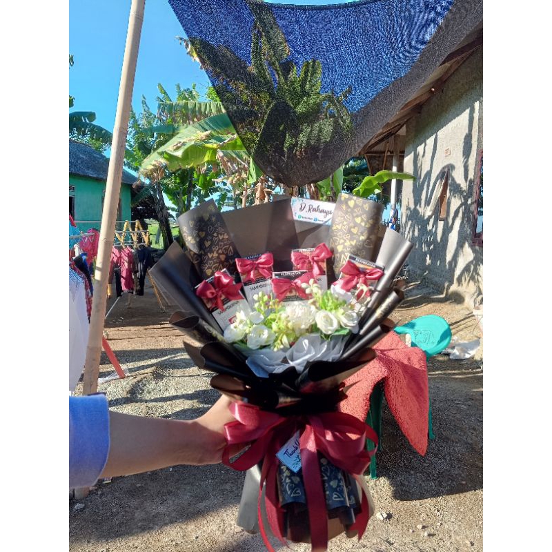 

buket/buketrok*k/buketulangtahun/buketwisuda/buketpernikahan