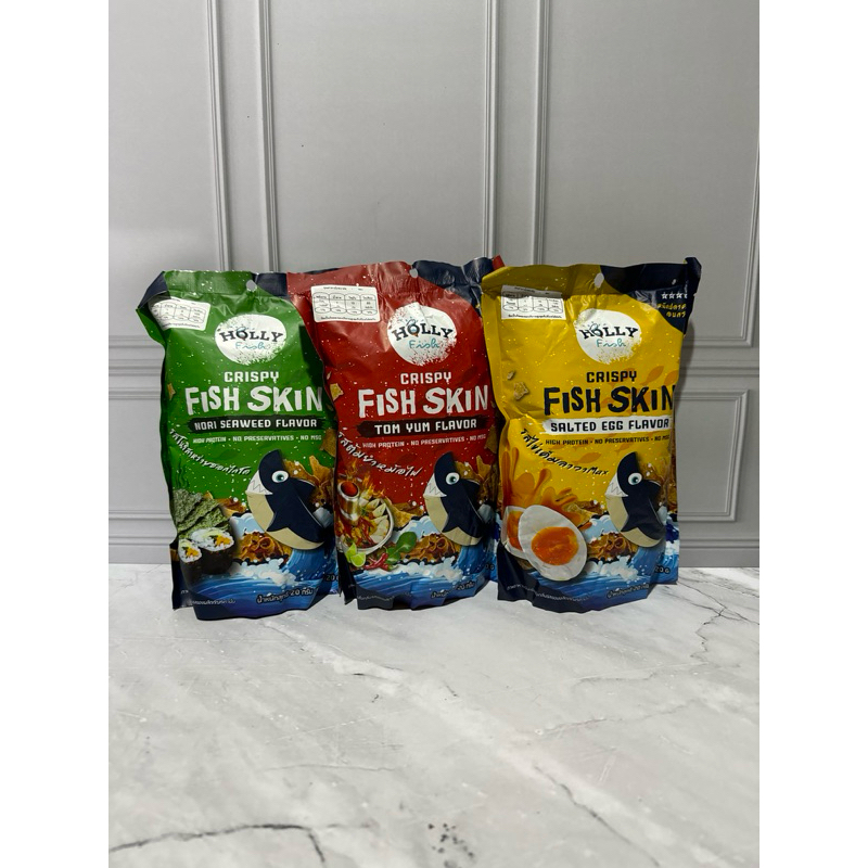 

Crispy Fish skin tomyum / saltedegg / nori seaweed