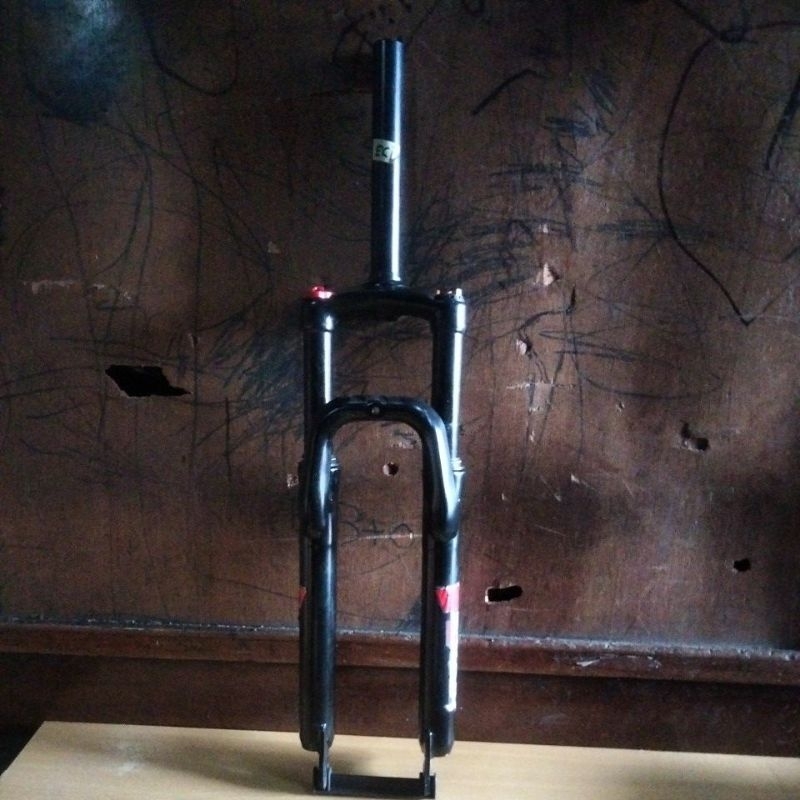 Fork Skok MTB 27.5/26 Pasific Lock