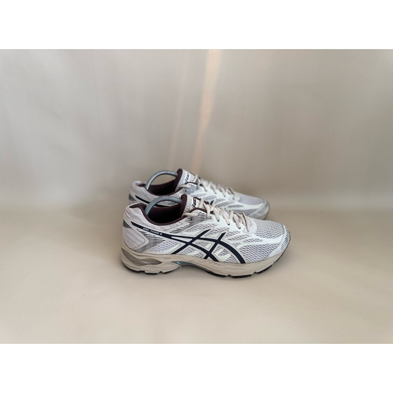 ASICS Gel Flux 4