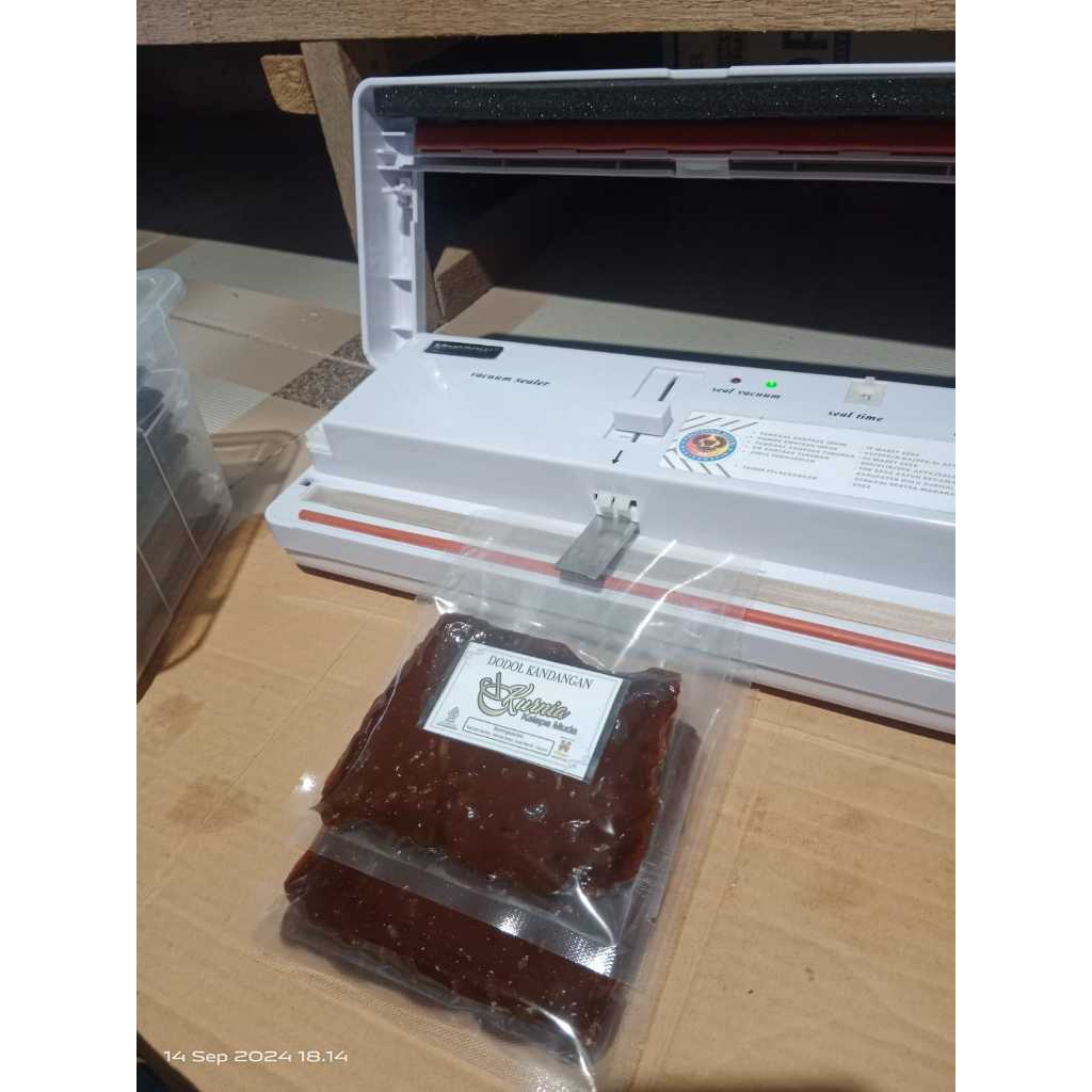 

Dodol "KURNIA" kemasan vakum (UMKM KURNIA)