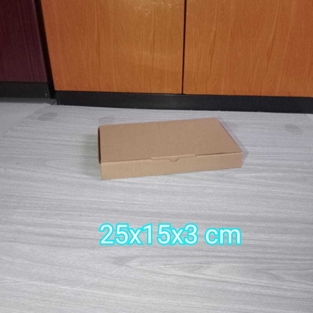 

kardus Uk. 25x15x3 cm.......Kardus karton model box Pizza
